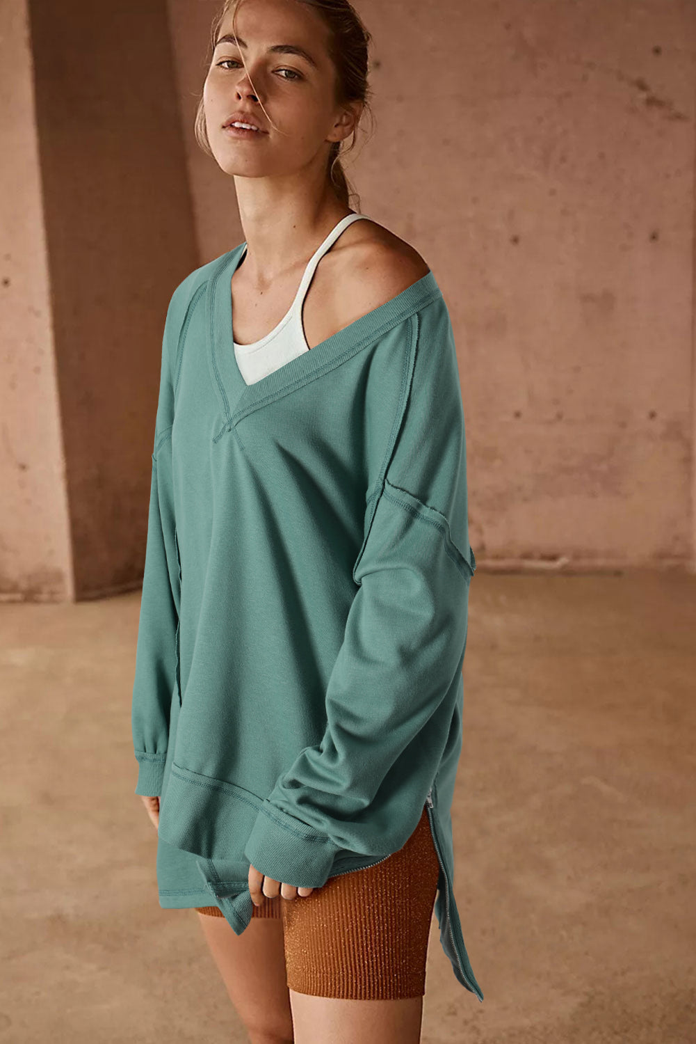 Green Stitching Seam Split V Neck Sweatshirt